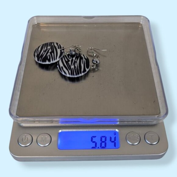 (2/$20) Dangling Zebra Print Earrings - Picture 4 of 4